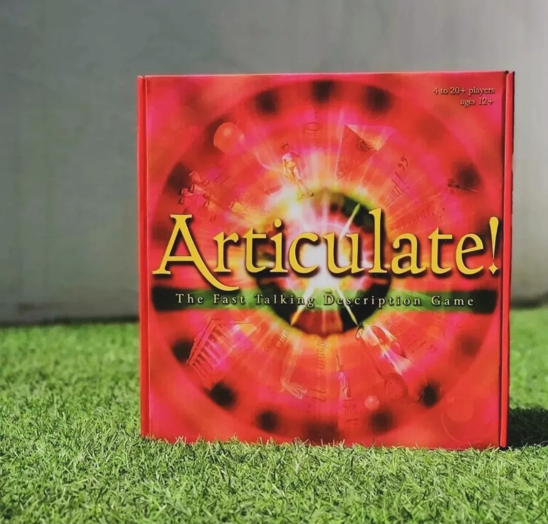 Articulate – The Fast-Talking Description Game